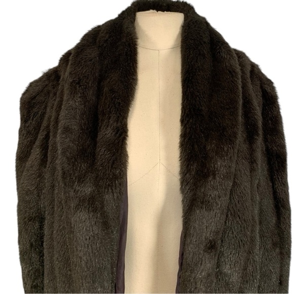 Vintage Orleon De Paris Faux Fur Coat Size Small - Picture 5 of 11